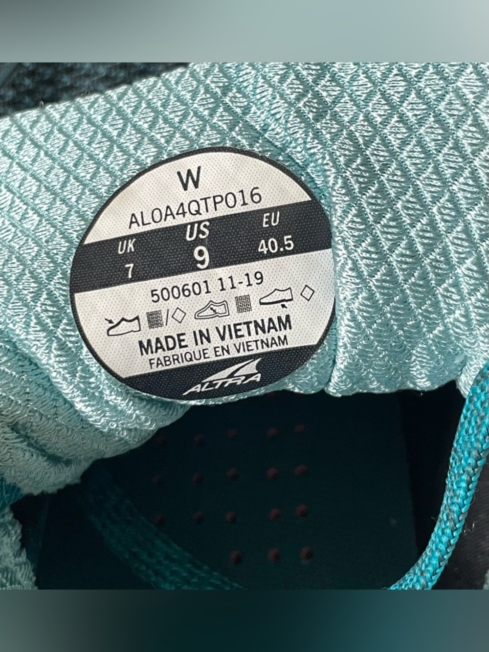 Altra Women's Timp 2 Teal and Yellow Trail Running Shoes Sz 9 - Picture 2 of 8